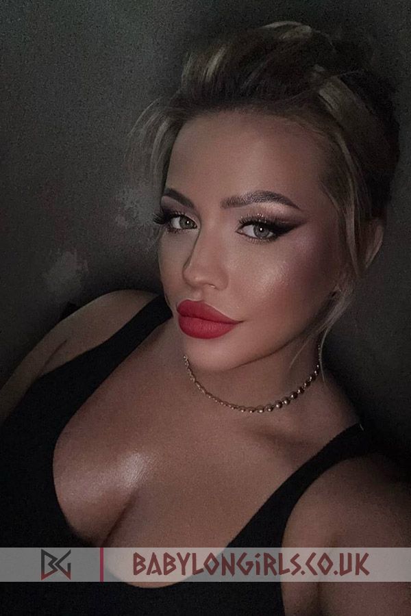 Adda, 34D, fair blonde 30 yrs