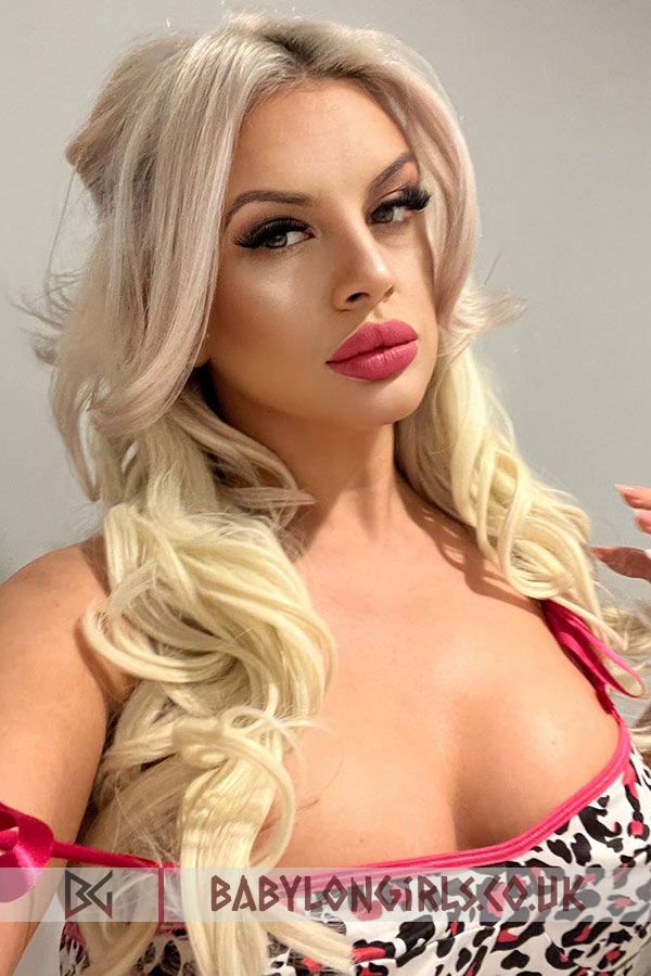 Marlene, 34C, social blonde 32 yrs