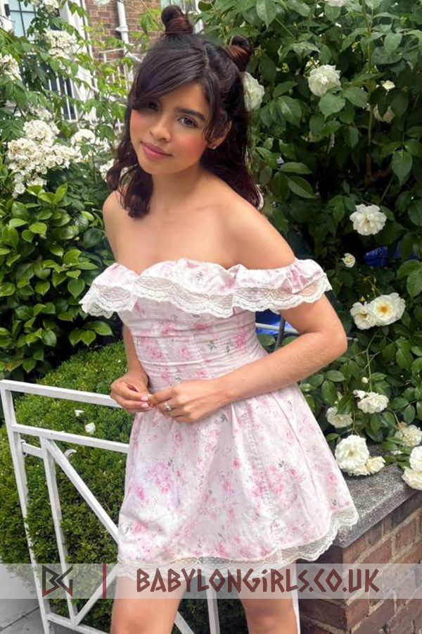 Pavanelli, 32C, five-star brunette 18 yrs