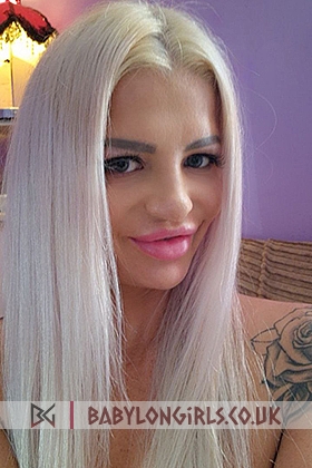 Krystle, 32B, lovely blonde 40 yrs
