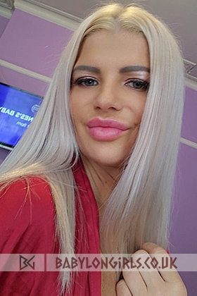 Trendy Krystle blonde 5ft 7, 32B