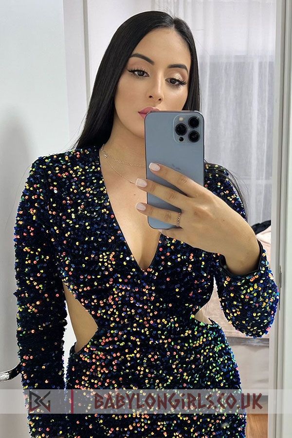 23 yrs Elvira easy going brunette, 32C
