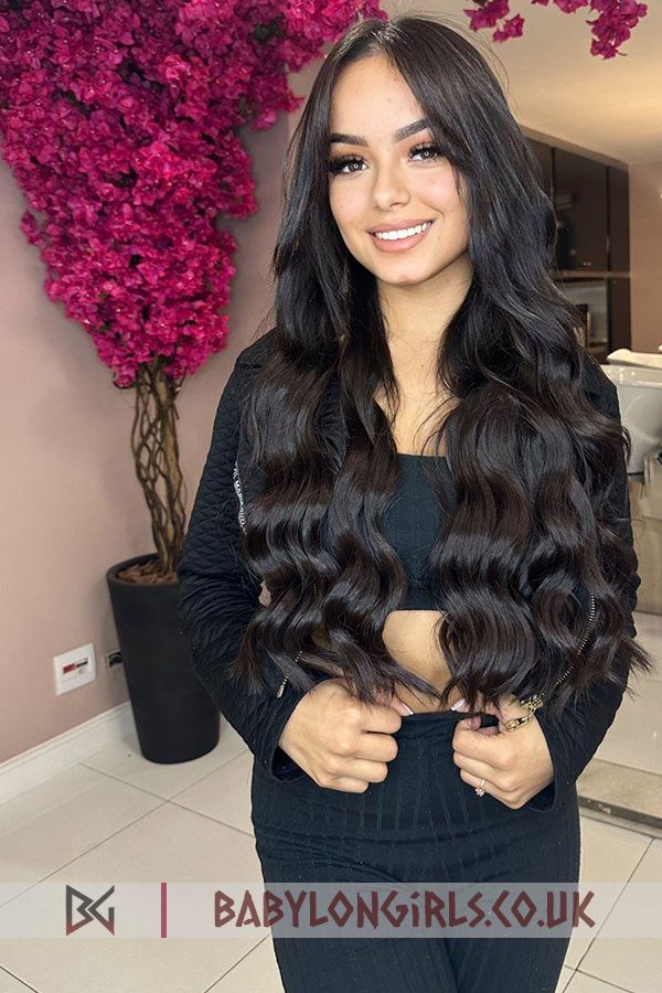 Trendy brunette Flower 