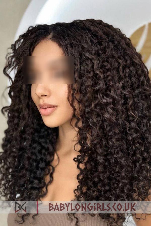23 yrs Cobra polished brunette, 34B