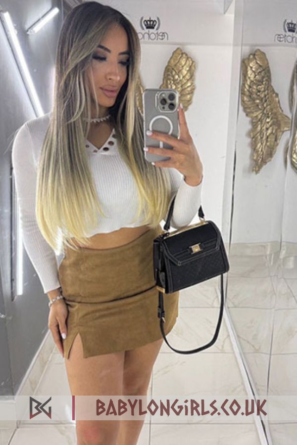 Vaiga, 34C, irresistible brunette 22 yrs