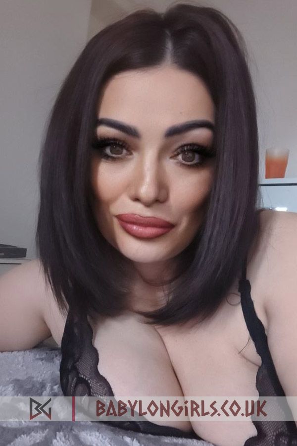 Adventurous Aris  brunette 5ft 4, 34E