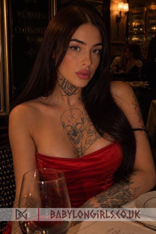 Melda, 34C, alluring brunette 22 yrs