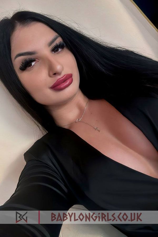 Appealing Martina brunette 5ft 7, 34B