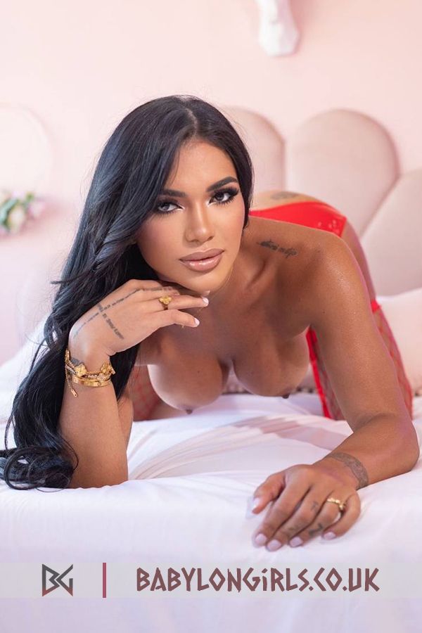 Mildred, 34C, beauteous brunette 22 yrs