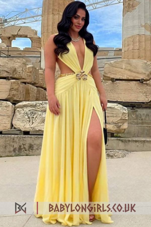 Brenda super hot brunette, 38C