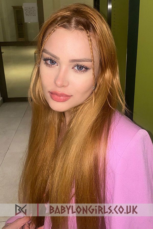 22 yrs Maite escort red hair, 34D