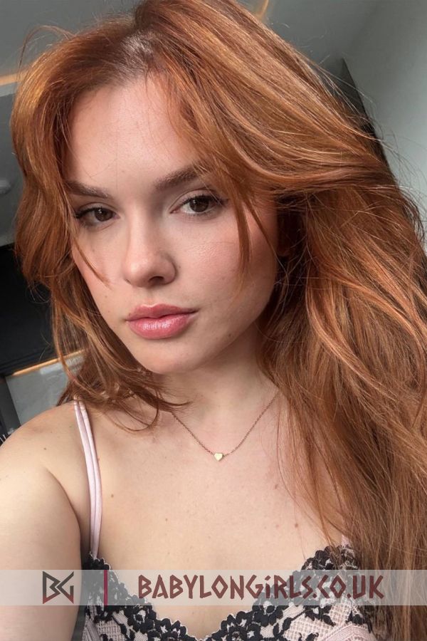 25 yrs Nauticia captivating red hair, 34C