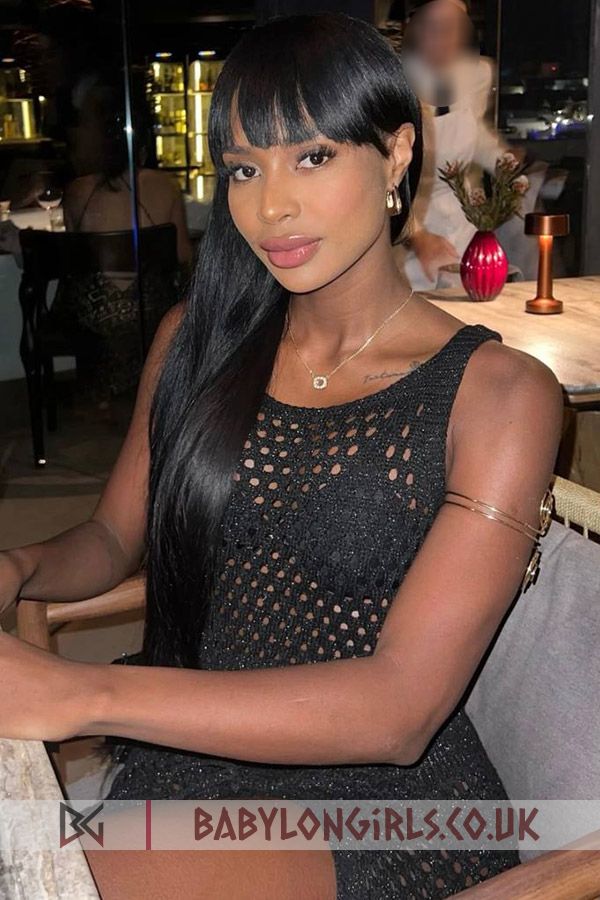 5ft 8, 36B, enjoyable brunette Marakesha