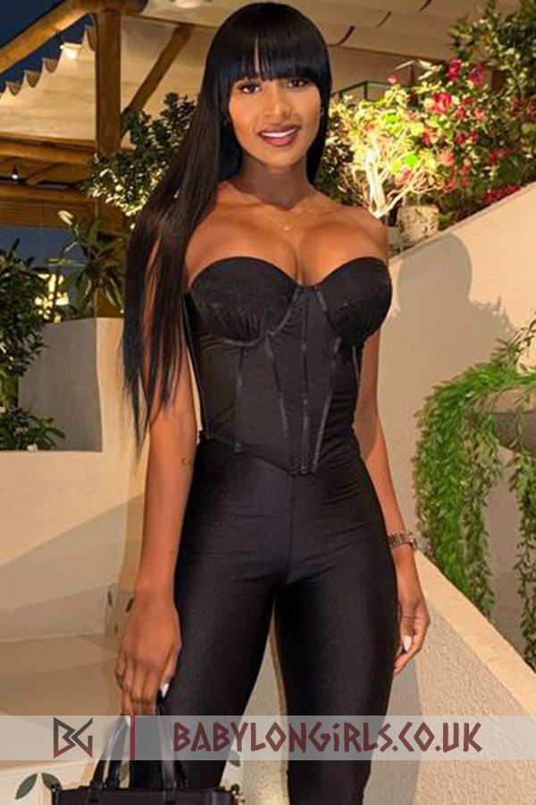 Fair Marakesha brunette 5ft 8, 36B