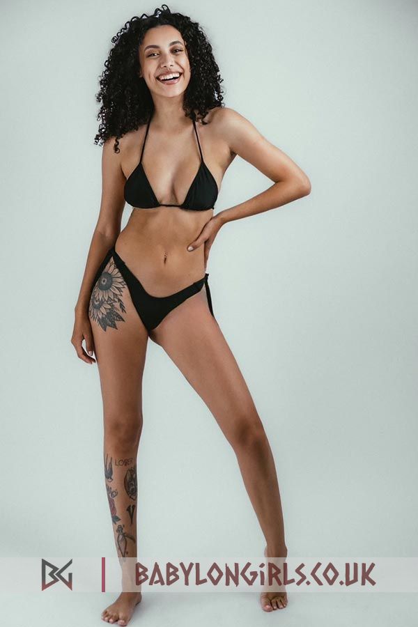 Indira refined brunette, 34B