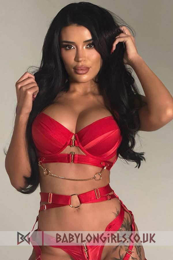 Jenni very hot brunette, 34D