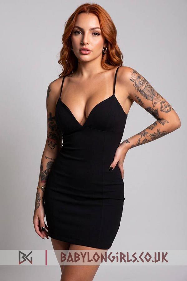 28 yrs Zeriva mesmerizing red hair, 34D
