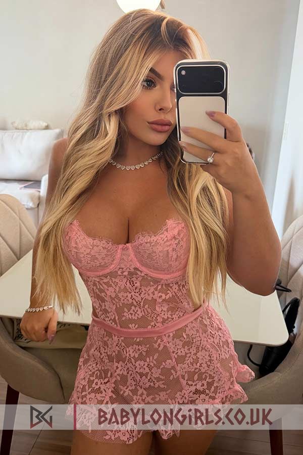 Lary attractive blonde, 36D