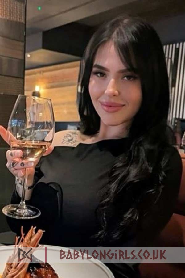 Sivora timeless brunette, 34C