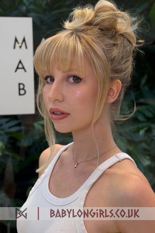 Mystery, 34C, smart blonde 20 yrs
