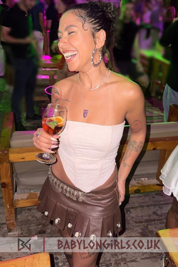 Valencia, 34C, wonderful brunette 36 yrs