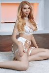 5ft 9, 36B, erotic blonde Star